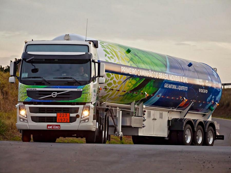  Volvo FM 460 6x4 2010 года  (фото 3 из 3)